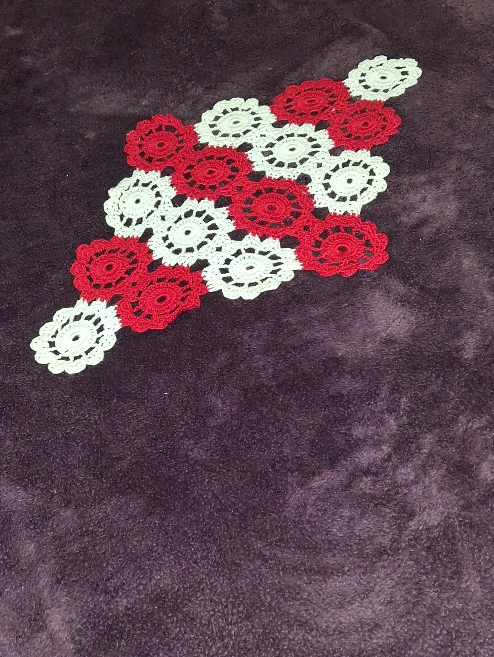 Vintage Handmade Red & White Crochet Doily Table Accent × 2.total Of 3 Unbranded